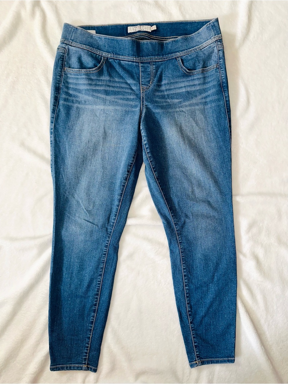 Torrid Denim Lean Jeans - Picture 3 of 7
